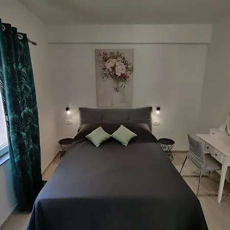 Διαμέρισμα Niko Biograd Na Moru